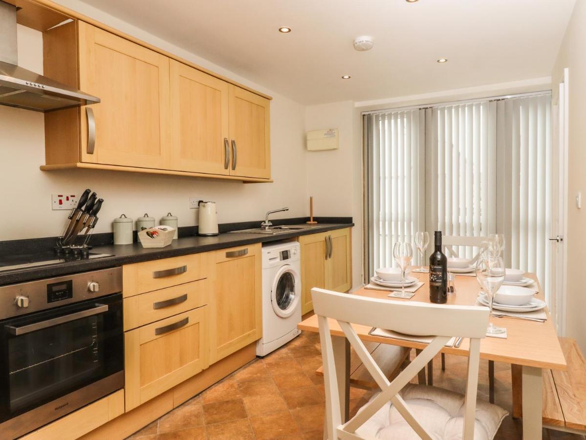 The Coach House Villa Keighley Bagian luar foto