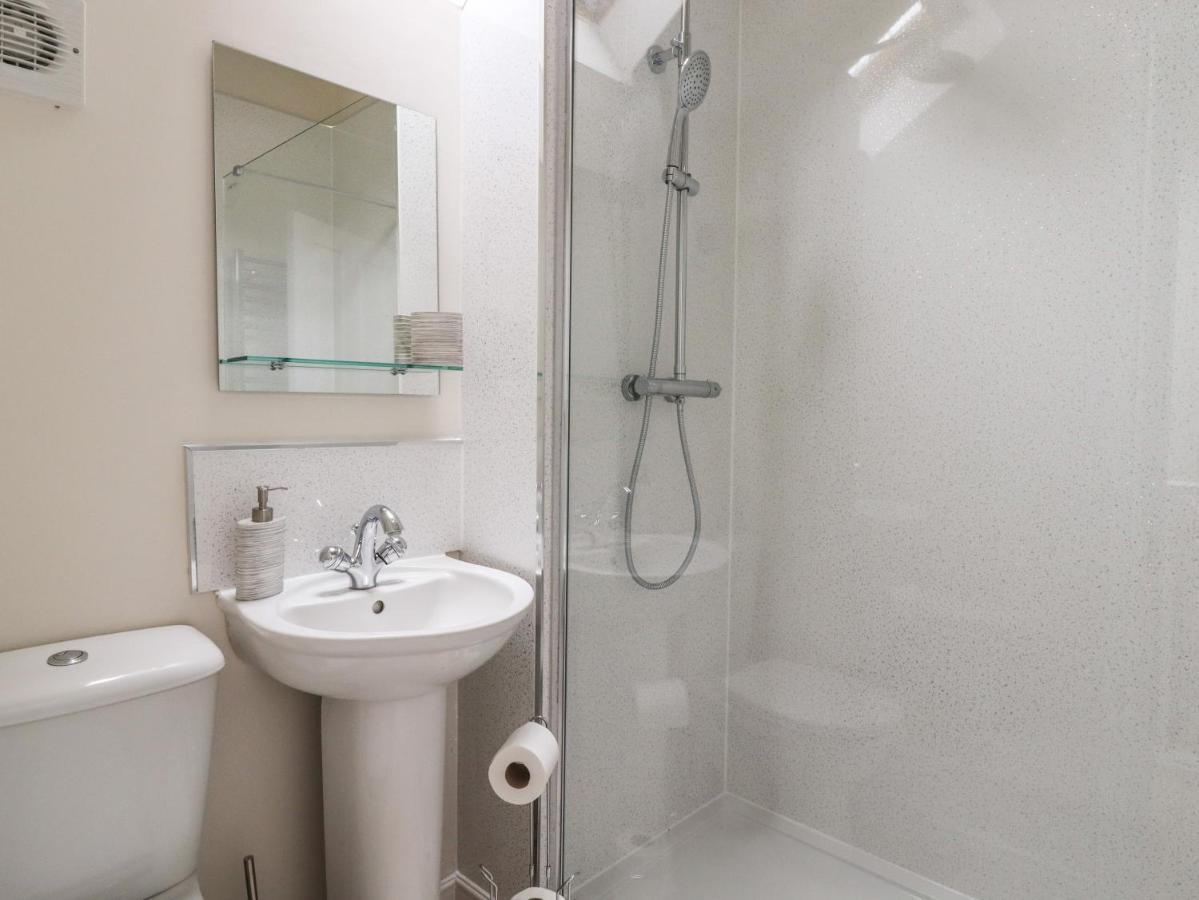 The Coach House Villa Keighley Bagian luar foto